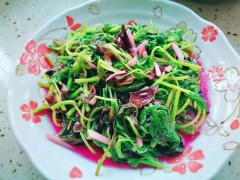 臭到上头！这道时令家常“臭菜”你试过没？